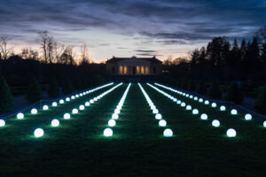 Bild på ljusverk i Botaniska trädgården i Uppsala